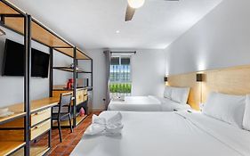 Hacienda Santa Barbara by Homi Rent